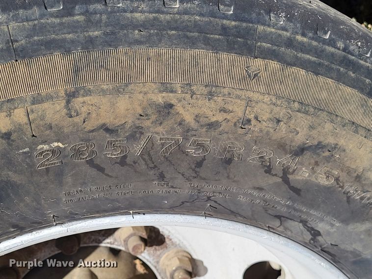 image for item DR0157 1998 Ravens Fleet Hawk  flatbed trailer