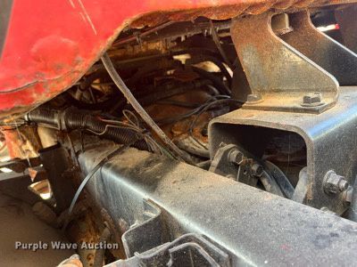 image for item DR7263 2000 International 8100  spreader truck