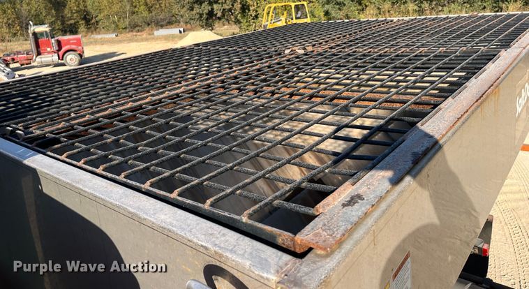 image for item DR7263 2000 International 8100  spreader truck