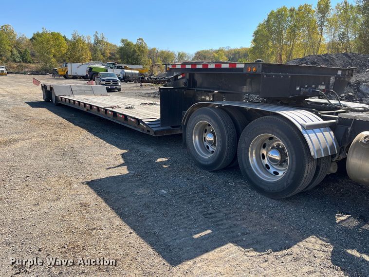 image for item DR7265 2009 Trail-Eze TE80DGWS53  lowboy equipment trailer