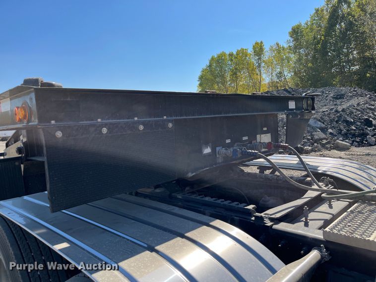 image for item DR7265 2009 Trail-Eze TE80DGWS53  lowboy equipment trailer