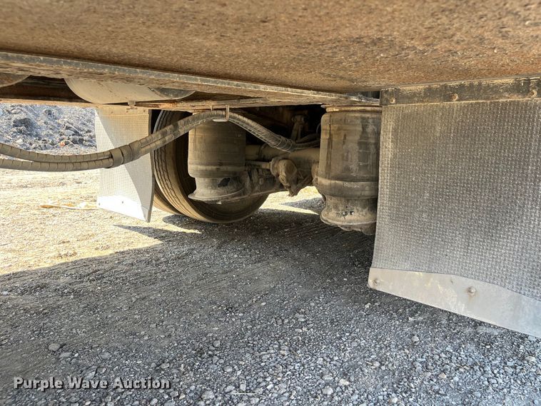 image for item DR7265 2009 Trail-Eze TE80DGWS53  lowboy equipment trailer