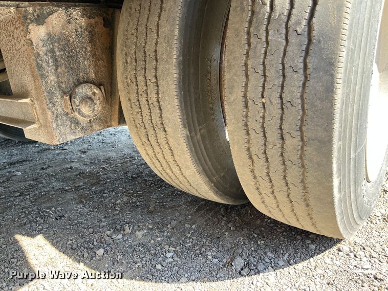 image for item DR7265 2009 Trail-Eze TE80DGWS53  lowboy equipment trailer