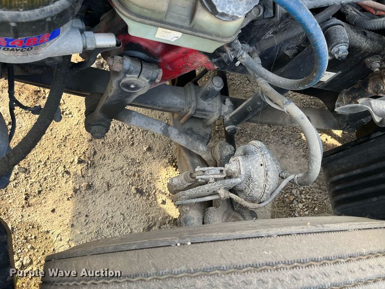 image for item DR7266 2011 Freightliner Cascadia  semi truck