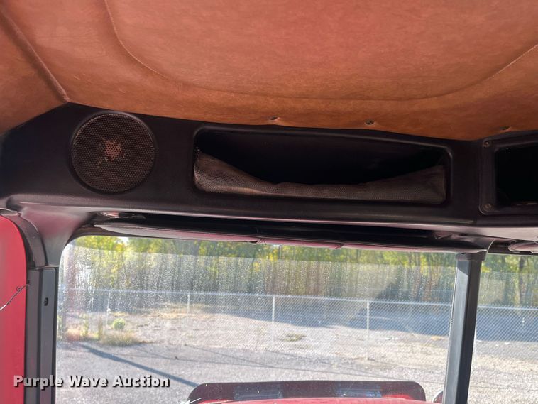 image for item DR7273 1996 Freightliner FLD  semi truck