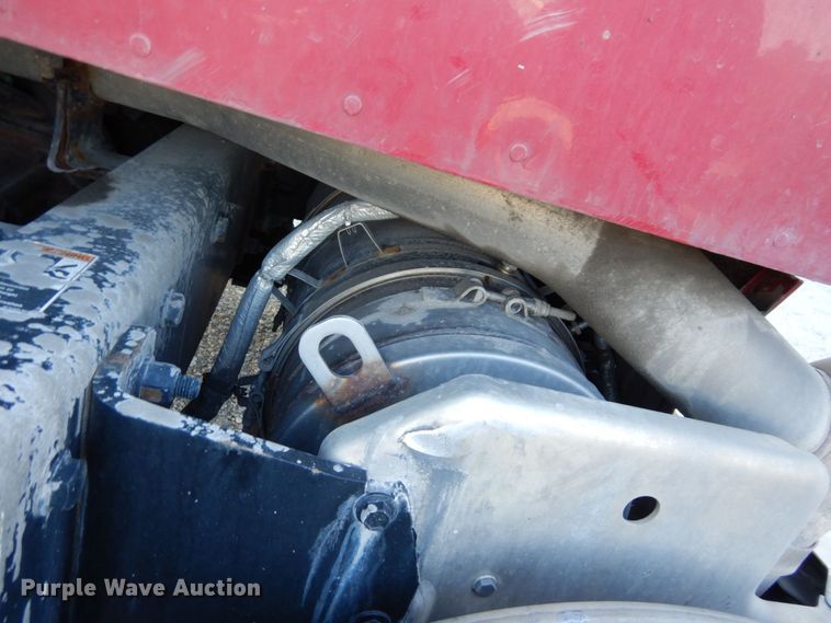 image for item DS1443 2015 Kenworth T880  semi truck