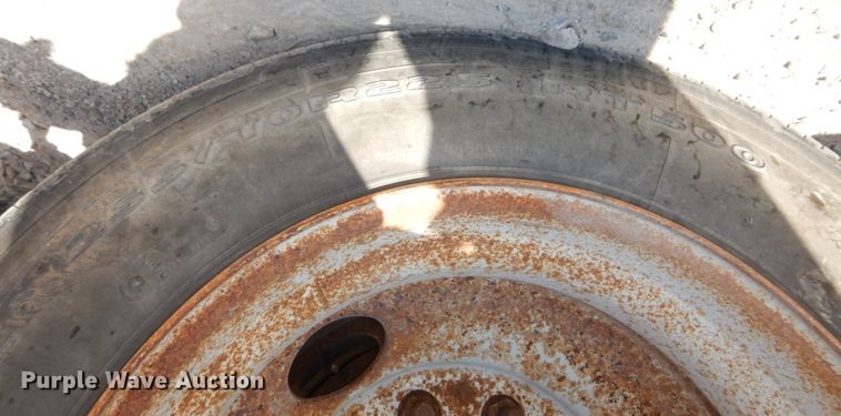 image for item DS1462 2010 Palomino MUV-ALL  drop deck equipment trailer