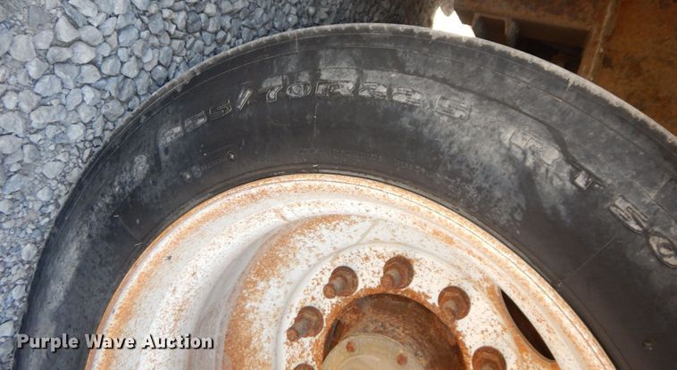 image for item DS1462 2010 Palomino MUV-ALL  drop deck equipment trailer