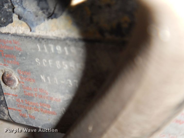 image for item DS1463 1996 International 9400  semi truck