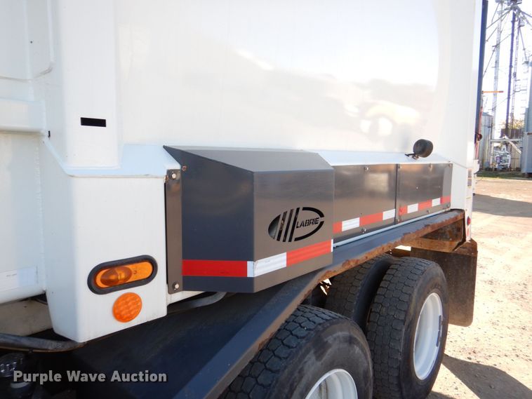 image for item DS8237 2012 International WorkStar 7400  refuse truck