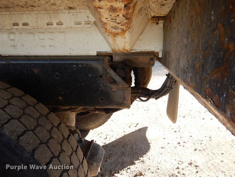 image for item DS8237 2012 International WorkStar 7400  refuse truck