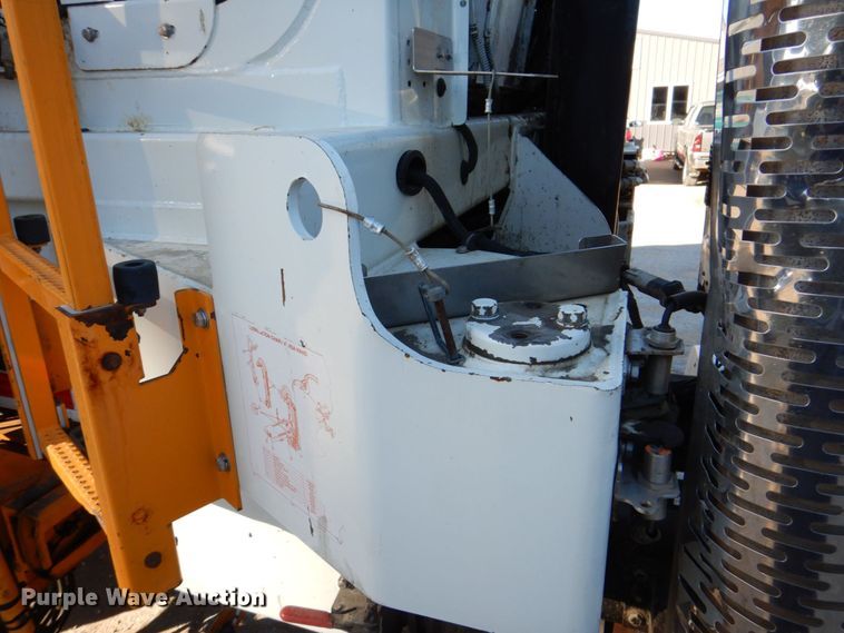 image for item DS8237 2012 International WorkStar 7400  refuse truck