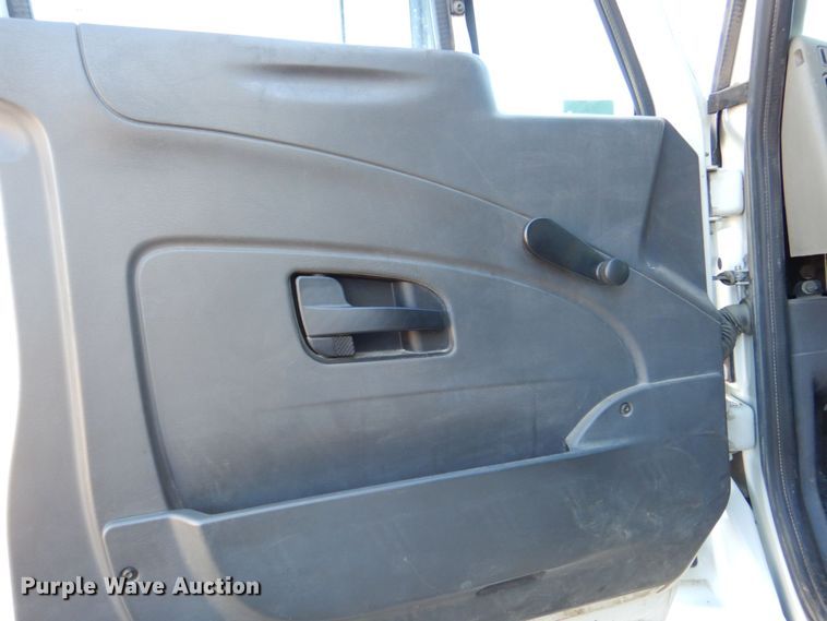 image for item DS8237 2012 International WorkStar 7400  refuse truck