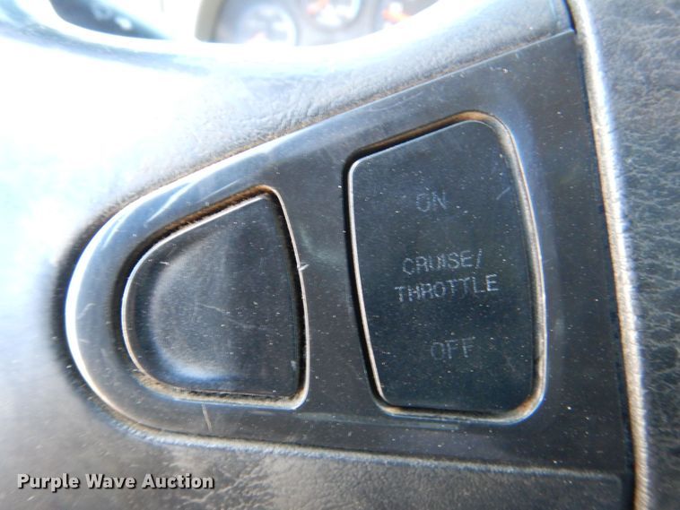 image for item DS8237 2012 International WorkStar 7400  refuse truck