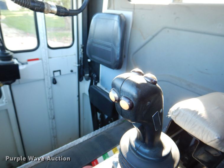 image for item DS8237 2012 International WorkStar 7400  refuse truck