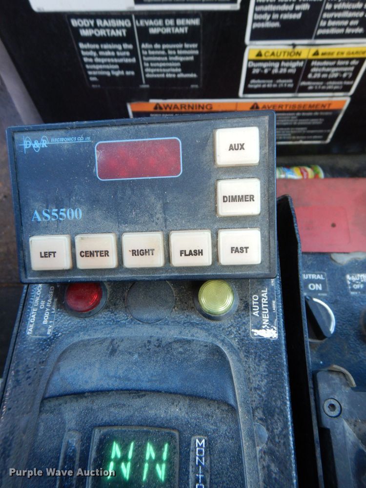 image for item DS8237 2012 International WorkStar 7400  refuse truck