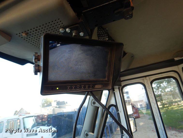 image for item DS8237 2012 International WorkStar 7400  refuse truck