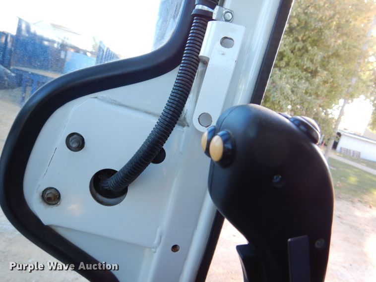 image for item DS8237 2012 International WorkStar 7400  refuse truck