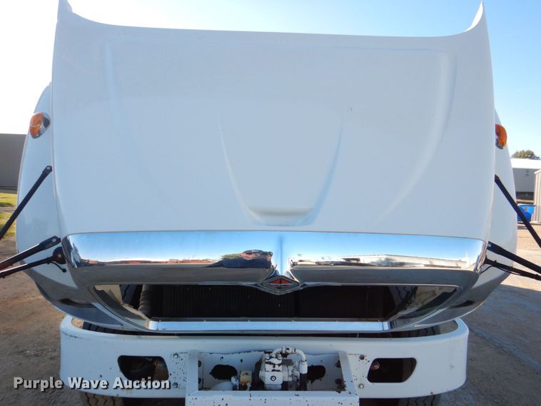 image for item DS8237 2012 International WorkStar 7400  refuse truck