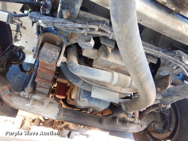 image for item DS8237 2012 International WorkStar 7400  refuse truck