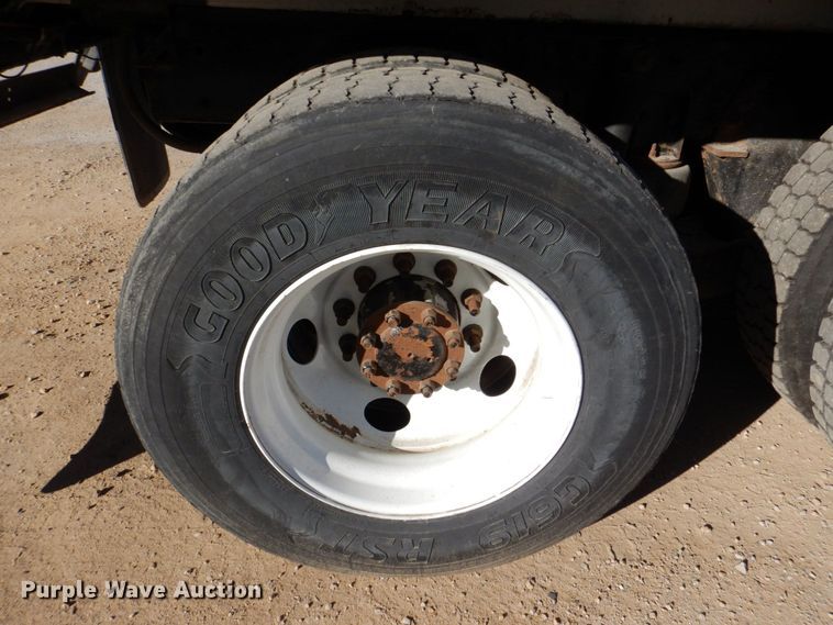 image for item DS8237 2012 International WorkStar 7400  refuse truck