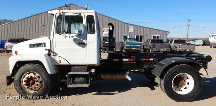 image for item DS8238 1994 Mack CS200 hook lift truck