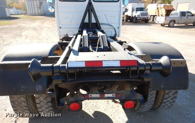 image for item DS8238 1994 Mack CS200 hook lift truck