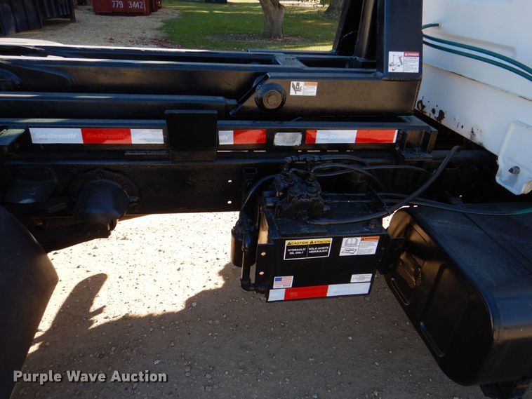 image for item DS8238 1994 Mack CS200 hook lift truck