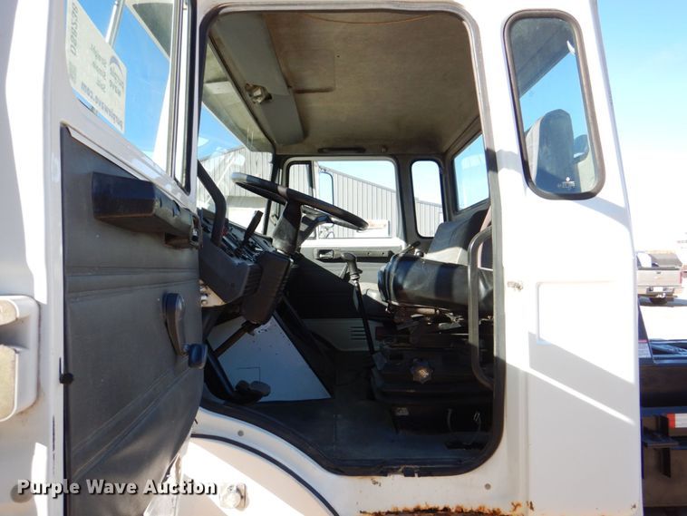 image for item DS8238 1994 Mack CS200 hook lift truck