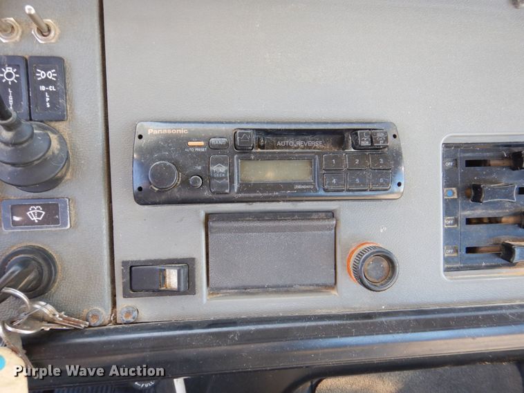 image for item DS8238 1994 Mack CS200 hook lift truck