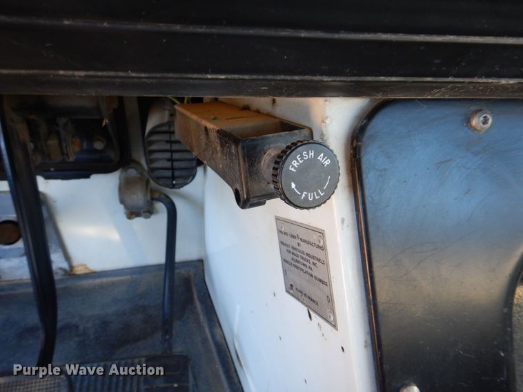 image for item DS8238 1994 Mack CS200 hook lift truck