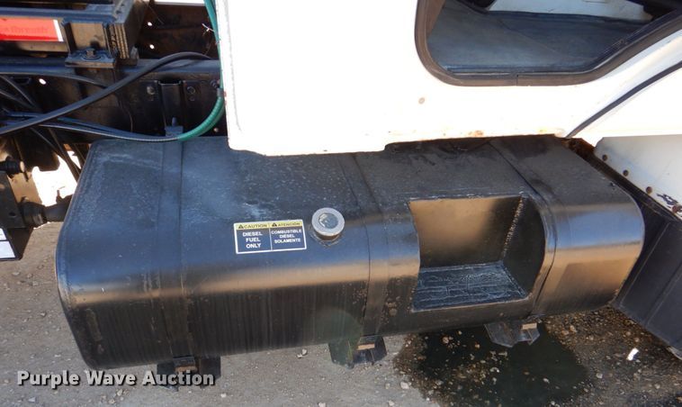 image for item DS8238 1994 Mack CS200 hook lift truck