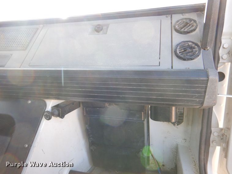 image for item DS8238 1994 Mack CS200 hook lift truck