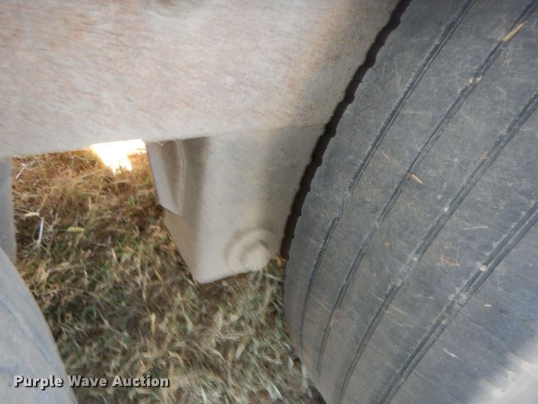 image for item HF9386 1992 Kentucky  dry van trailer