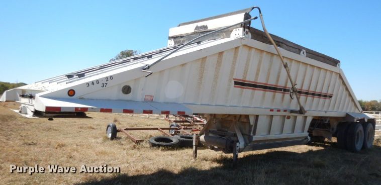 image for item HF9387 2012 Construction Trailer Specialists BDT-40  bottom dump trailer