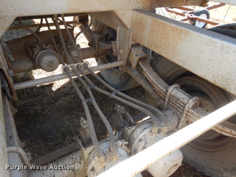 image for item HF9387 2012 Construction Trailer Specialists BDT-40  bottom dump trailer