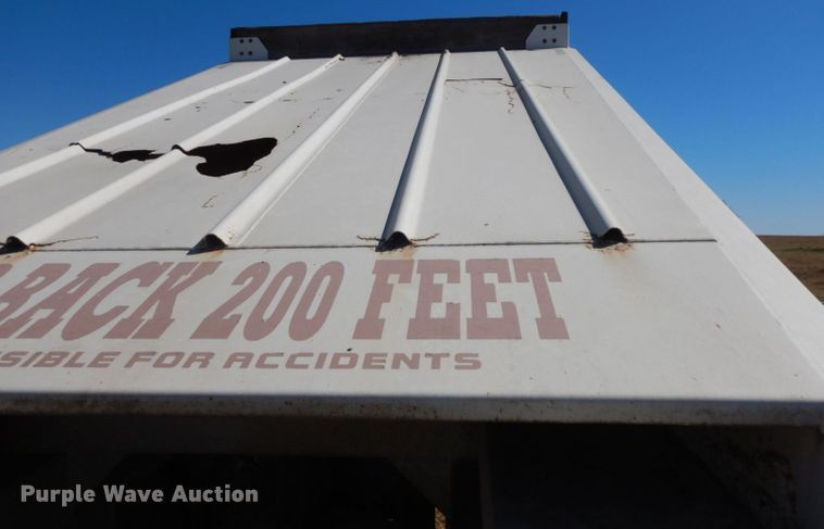 image for item HF9387 2012 Construction Trailer Specialists BDT-40  bottom dump trailer