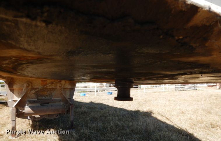 image for item HF9387 2012 Construction Trailer Specialists BDT-40  bottom dump trailer