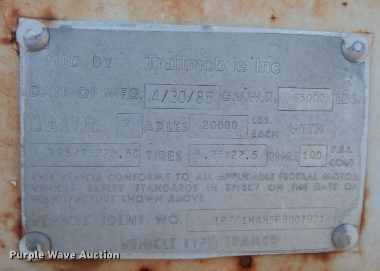 image for item HF9408 1985 Trailmobile 01HA-1SAM  dry van trailer