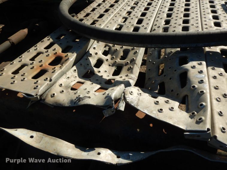 image for item HF9409 1998 Ford AT9513 Aeromax 113 semi truck