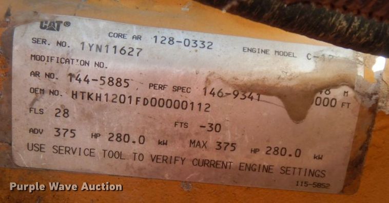 image for item HF9409 1998 Ford AT9513 Aeromax 113 semi truck