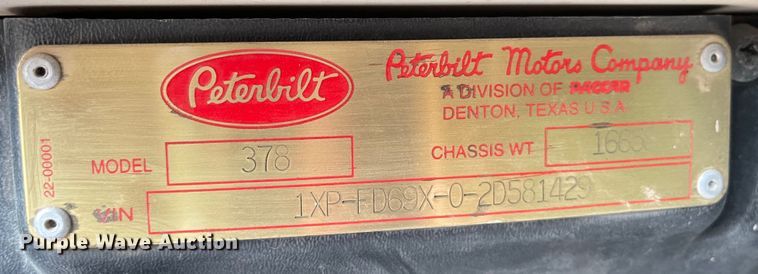 image for item JD9256 2002 Peterbilt 378  semi truck