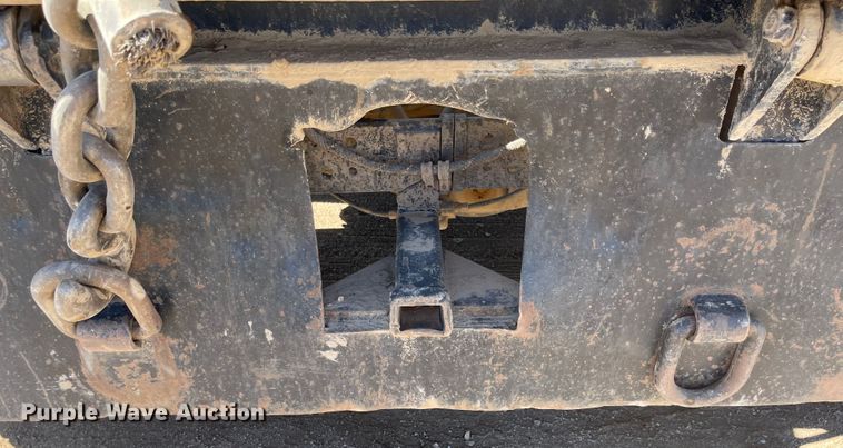 image for item JD9262 1994 Mack CH613 winch truck