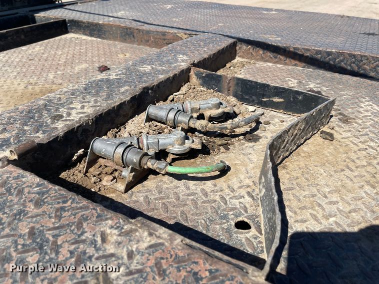 image for item JD9262 1994 Mack CH613 winch truck