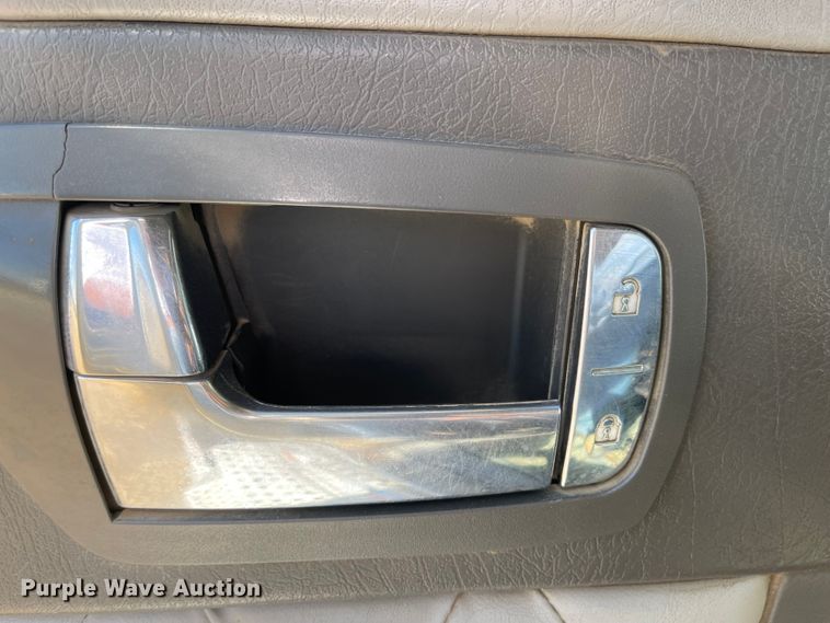 image for item JD9263 2008 Kenworth W900  semi truck