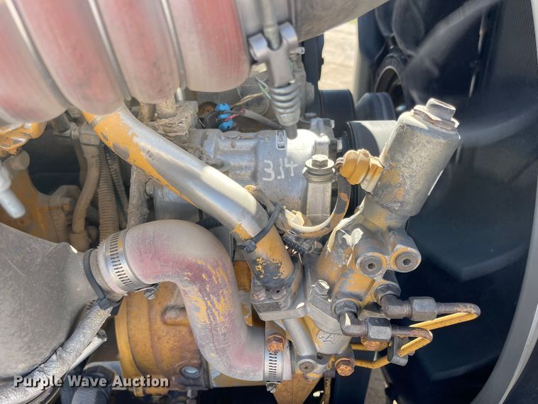 image for item JD9263 2008 Kenworth W900  semi truck