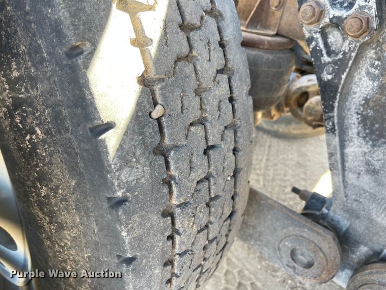 image for item JD9263 2008 Kenworth W900  semi truck