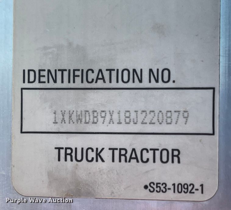 image for item JD9263 2008 Kenworth W900  semi truck