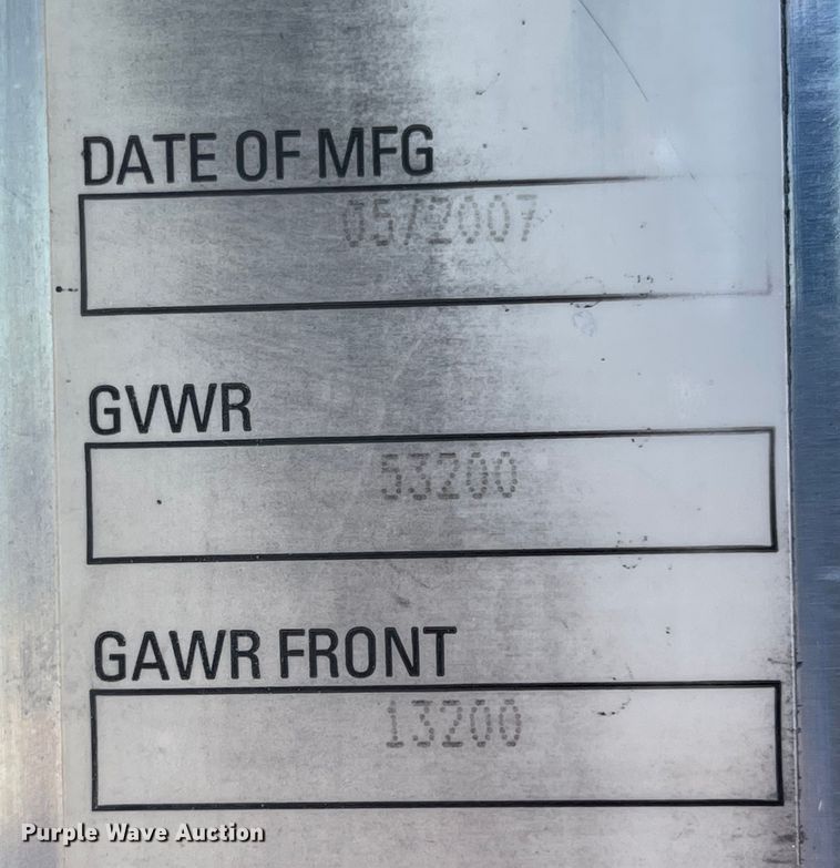 image for item JD9263 2008 Kenworth W900  semi truck