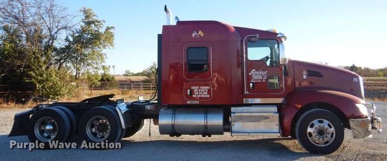 image for item JJ9658 2016 Kenworth T660  semi truck